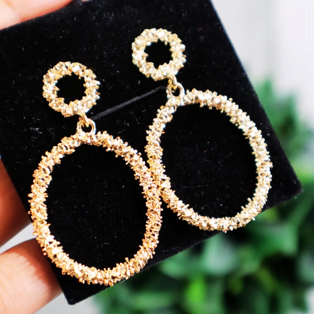 Shimmering Gold circular earrings